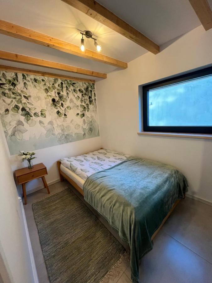 Trzy Stodoly - Kraina Lak Domki Caloroczne Na Roztoczu Holiday home *